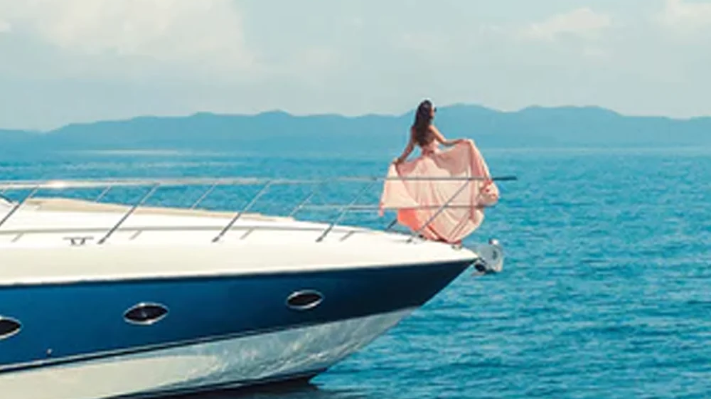 What Does 'Après Swim' Mean?